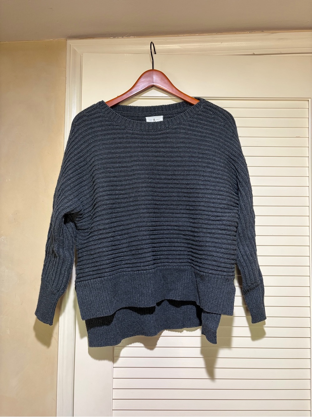 Lou & Grey gray ribbed knit sweater